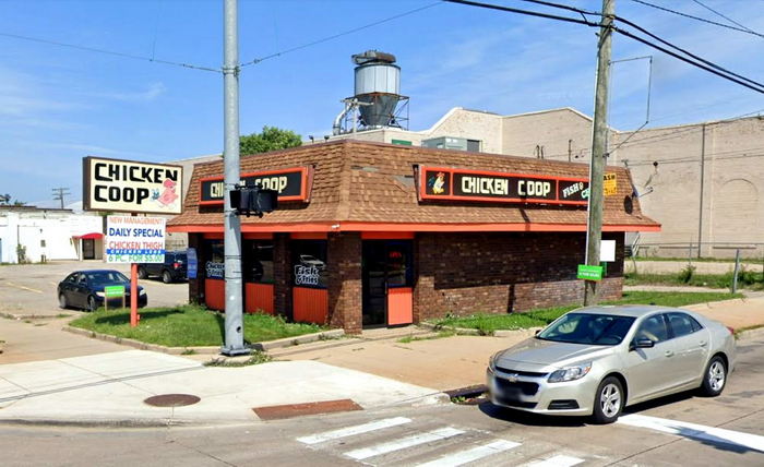 Chicken Coop - Grand Rapids - 1156 Division Ave S (newer photo)